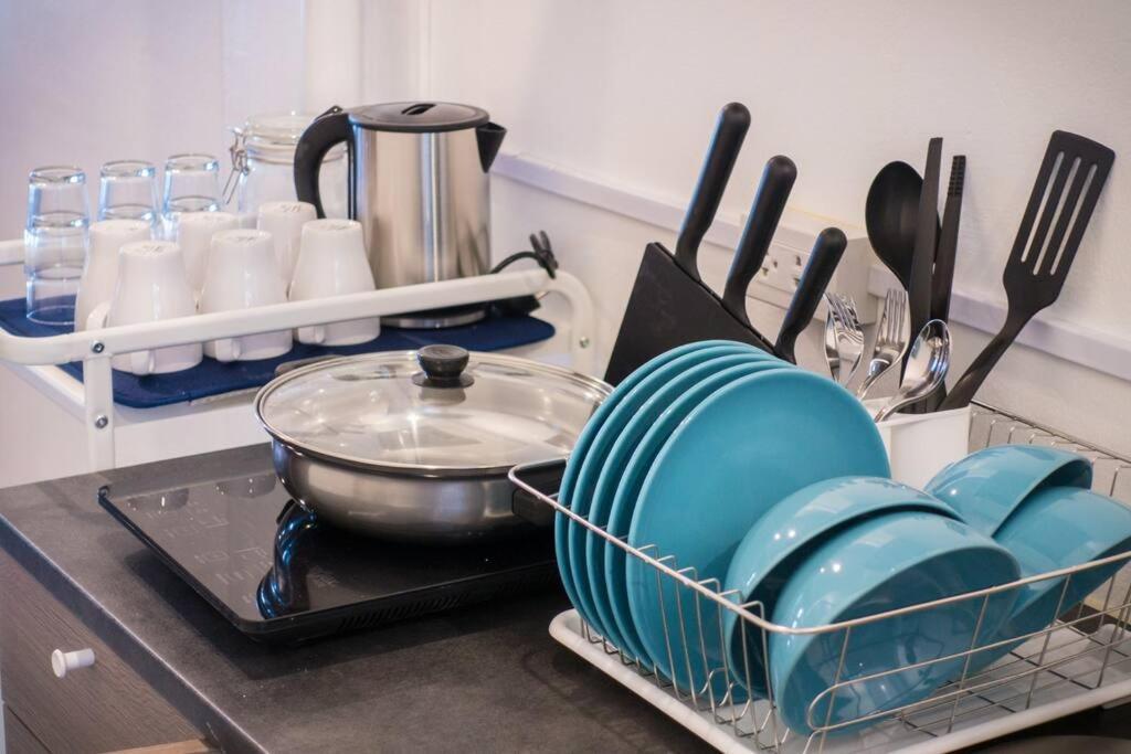 T4 Two Bedrooms Full Kitchen/1 Min To Bts Apartment *
